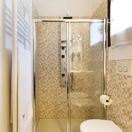 فندق مبيت وإفطار Lisetta 4*